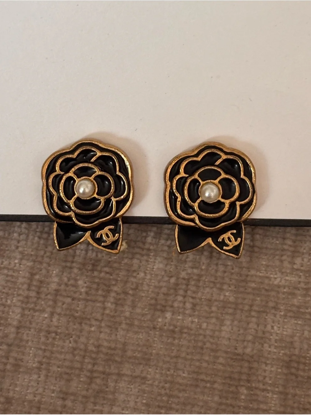 Authentic CHANEL 2001 black gold camellia mini clip on earrings